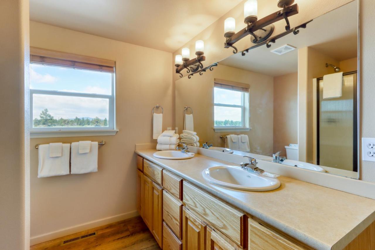 Meadow Walk Cabin La Pine Εξωτερικό φωτογραφία
